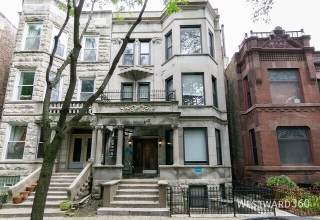 Photo - 842 W Barry Ave Apartment Unit 2R