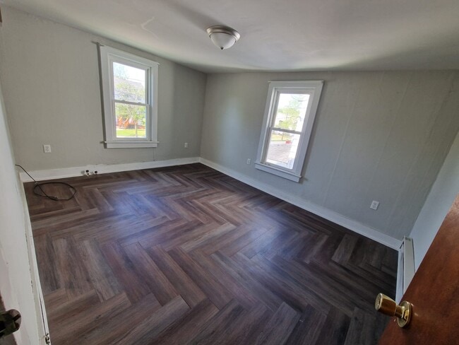 Photo - 145-147 Elm St Unit 145 Rear