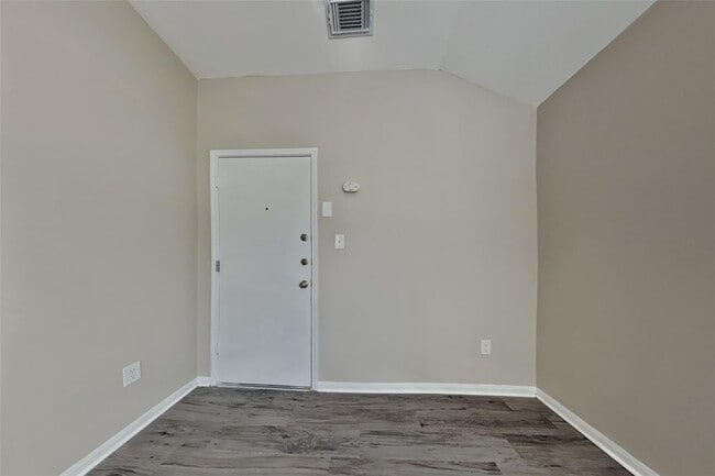 Photo - 16758 N Rail Dr