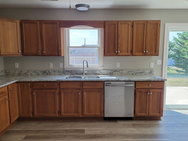 Photo - 11607-11609 Kimberly Drive Unit 11607