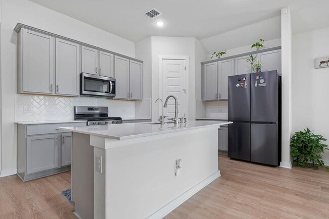 Photo - 1813 Crow Hop Vw