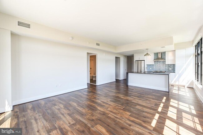 901 H St NE Unit STUDIO