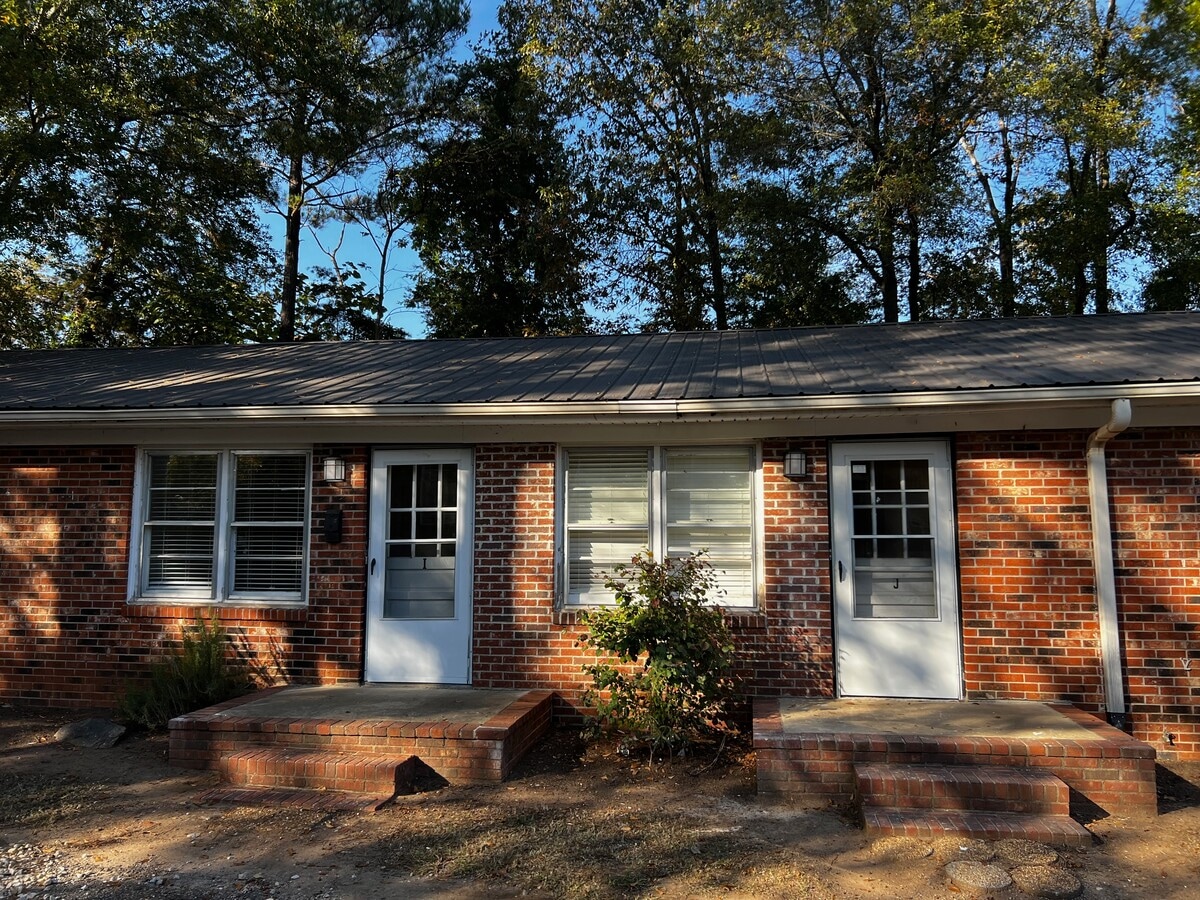 Photo - 131 Freedom Dr