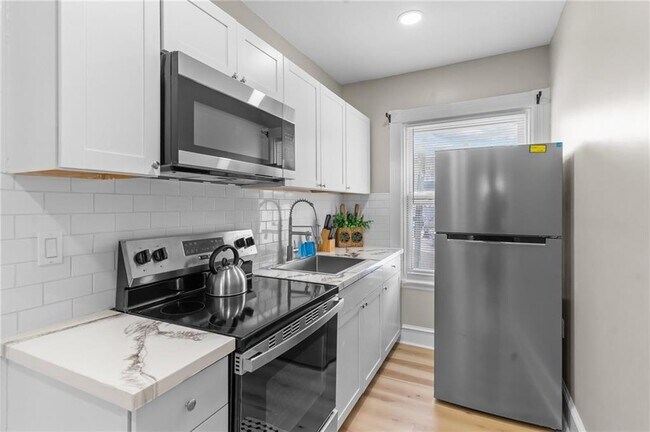 Photo - 1413 Broad St Unit 2