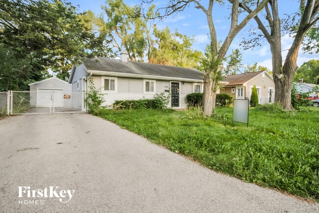 Photo - 1722 Papoose Rd