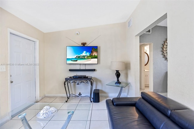 Photo - 2165 NW 23rd St