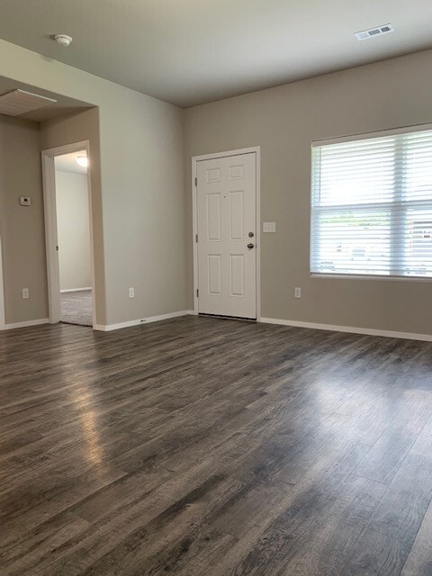 5002 W Claxton Cir