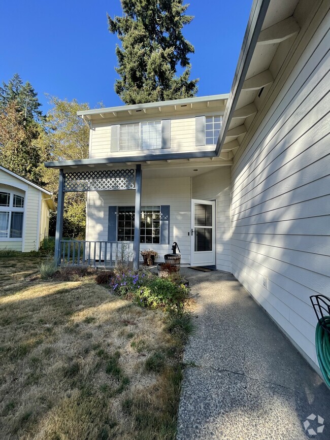 Building Photo - 19584 SW Jessica Ct Rental
