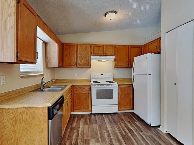 Photo - 3473 Foxridge Dr