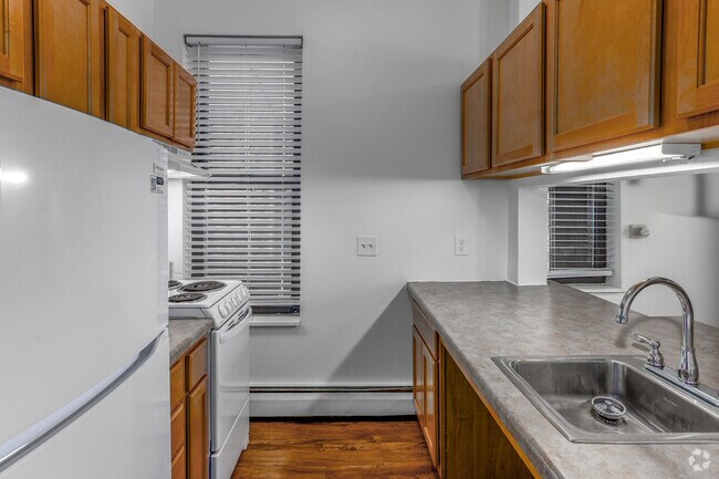 Studio - 400SF - Kitchen