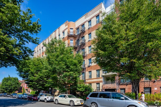 Photo - 45 Martense St