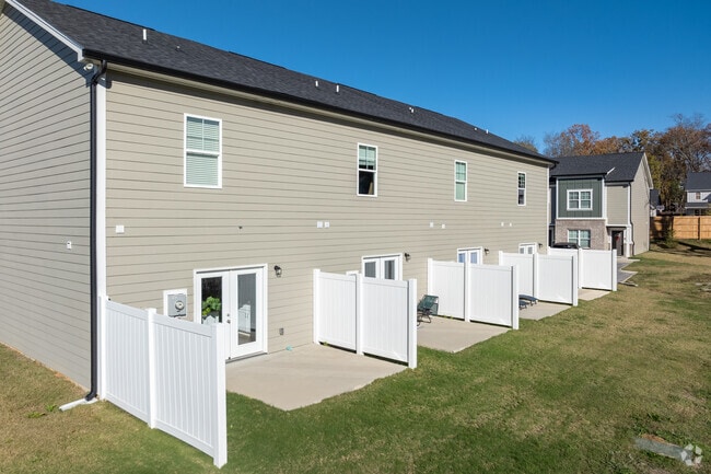 Photo - Lennox Commons Apartments by Callio Properties