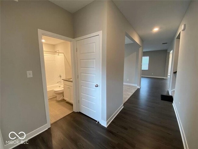 Photo - 17131 Seaboard Pl