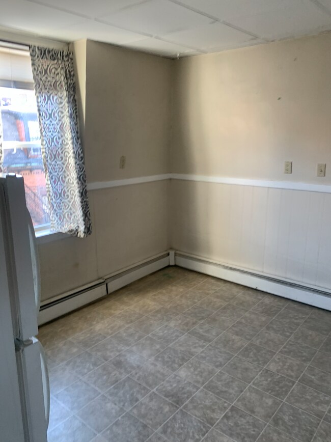 Photo - 61 Otis St Unit 3