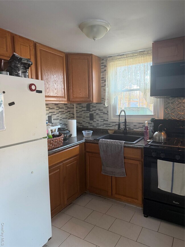 Photo - 171 Lake Shore Dr