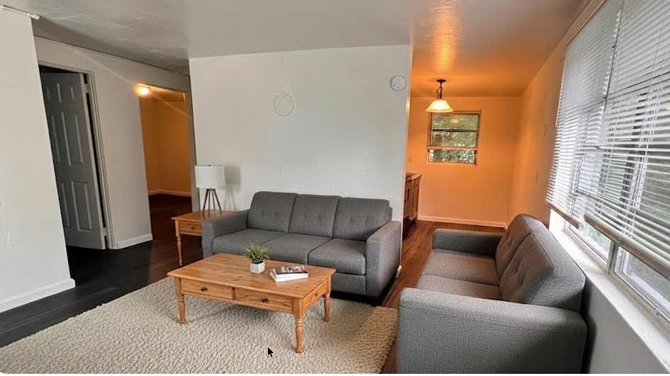 Photo - 2217 W 39th St