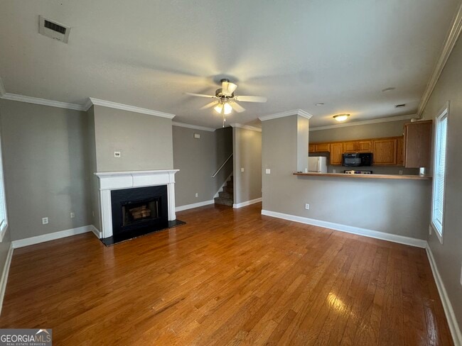 Photo - 223 Milford Dr