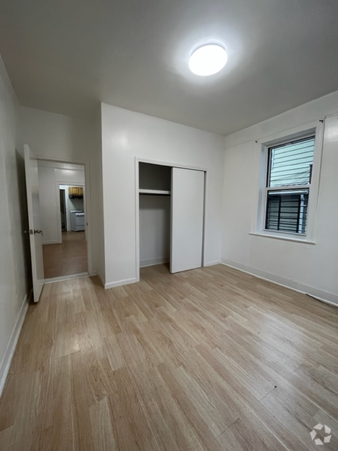 Building Photo - 86-33 59th Ave Unit 1 Rental