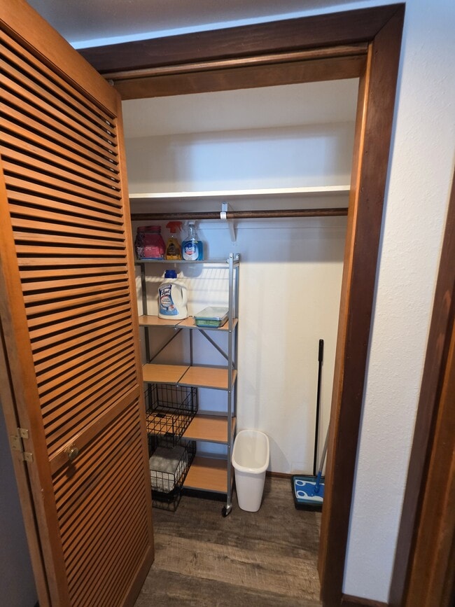 Photo - 102 Valley View Dr