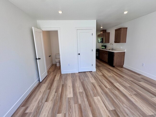Photo - 1/2 OFF FIRST MONTHS RENT! New Construction, Beautiful, Townhomes! 2 & 3 BEDRM UNITS AVAILABLE