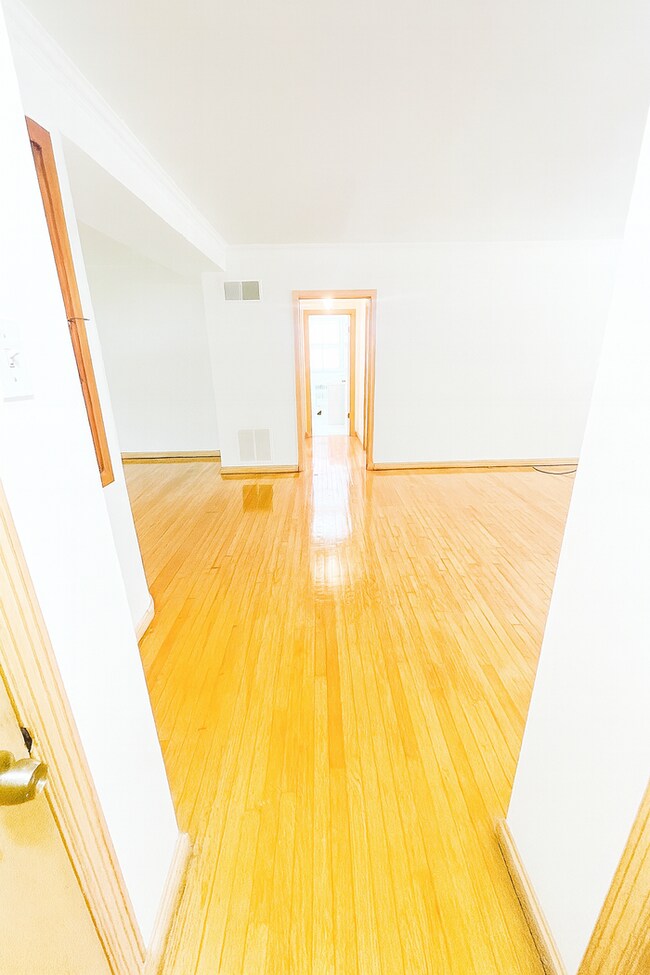 Photo - 8241 Delmar Blvd Unit 1E