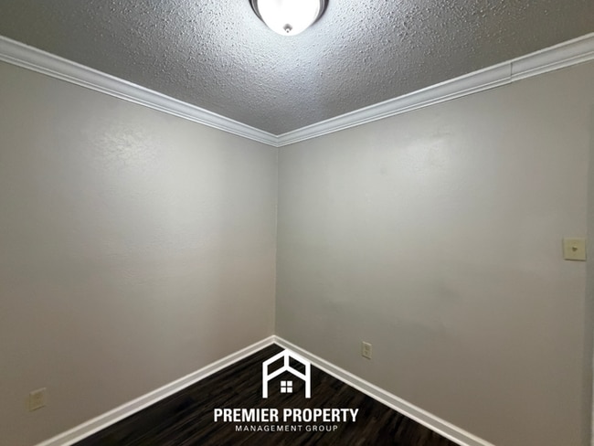 Photo - Charming 3BR/2BA East Memphis Home | 1,795 Sq Ft, Hardwood Floors & Fireplace