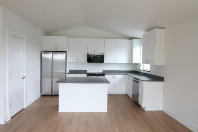 Photo - 12913 SE Ridgecrest Rd