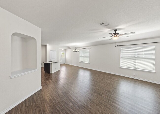 Photo - "4-Bedroom Haven in Cibolo with Spacious Living!"