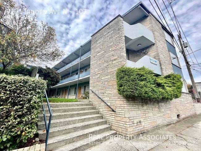 Photo - 7121 Linden Ave N Apartamento Unidad 107