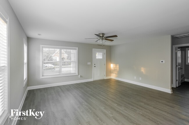 Photo - 780 Cherrywood St