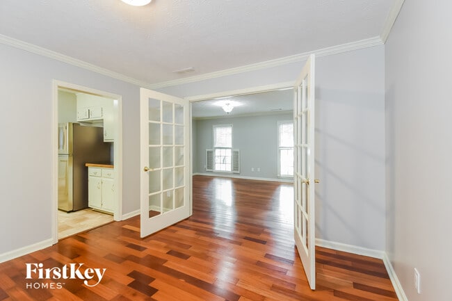 Photo - 1214 Hollytree Ct