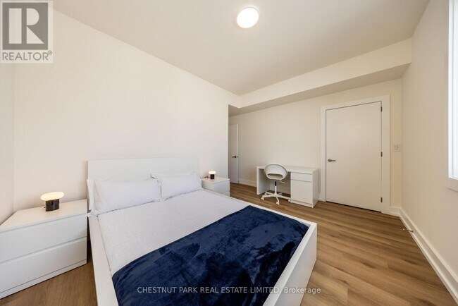 Photo - 29 Hatherley Rd Unit C