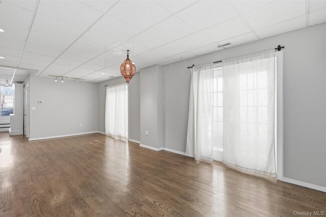 Photo - 248 Depew Ave Unidad 4