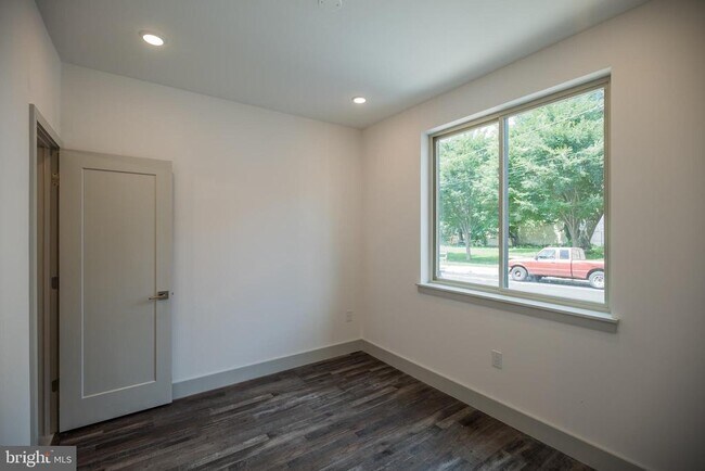 Photo - 3716 Haverford Ave Unit 3R