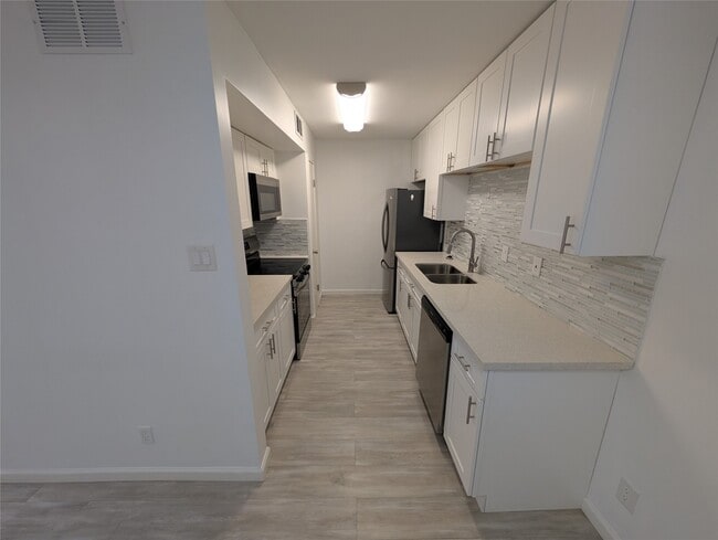 Photo - 5550 N Braeswood Blvd Unit 84