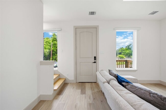 Photo - 1907 Hailey St Unit A