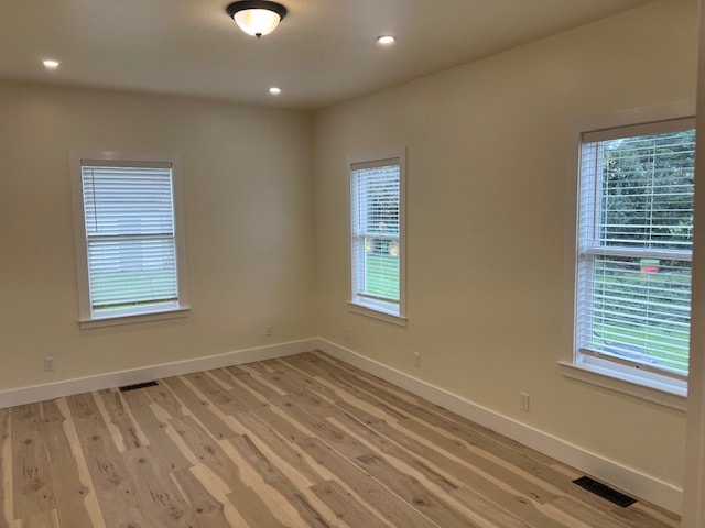 Photo - 3353 Spear Ave