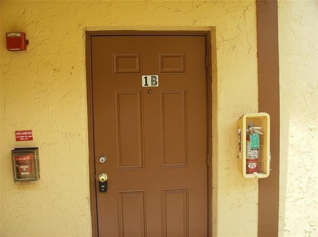 Building Photo - 2814 NW 55th Ave Unit 1B Rental