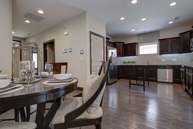 Photo - Tera Vera & Tera Vera II