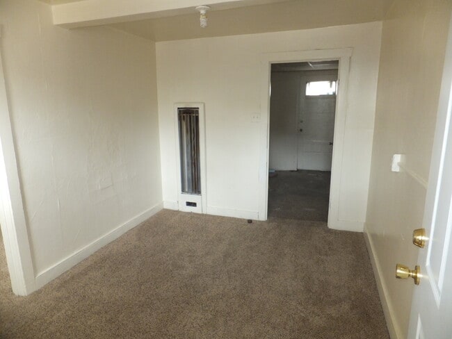694 Ridge Ave Unit 694