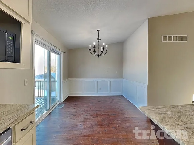 Photo - 1525 Independence Ave N