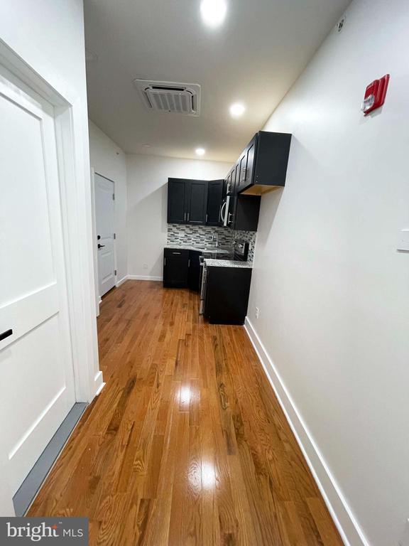 Photo - 309 S 60th St