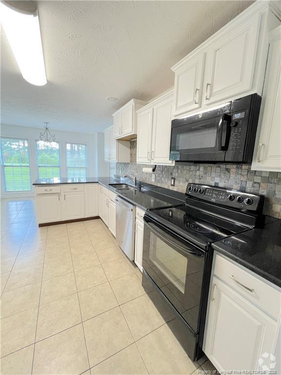 Building Photo - 511 Green Links Dr Rental