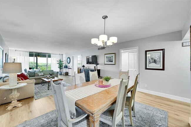 Photo - 4020 W Palm Aire Dr Unit 503