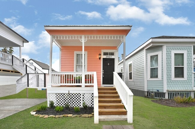 Building Photo - 3907 Ursuline St Rental