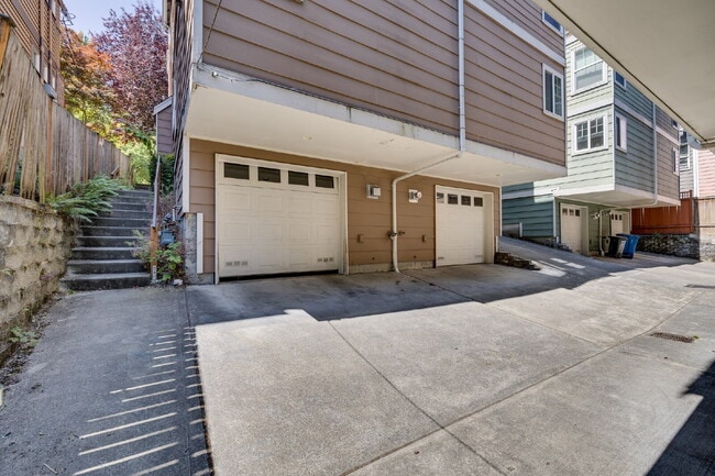 Photo - Stylish 3 bedroom townhome in Madison Valley!