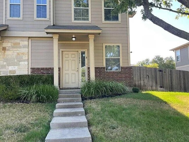 Photo - 13908 Harris Ridge Blvd