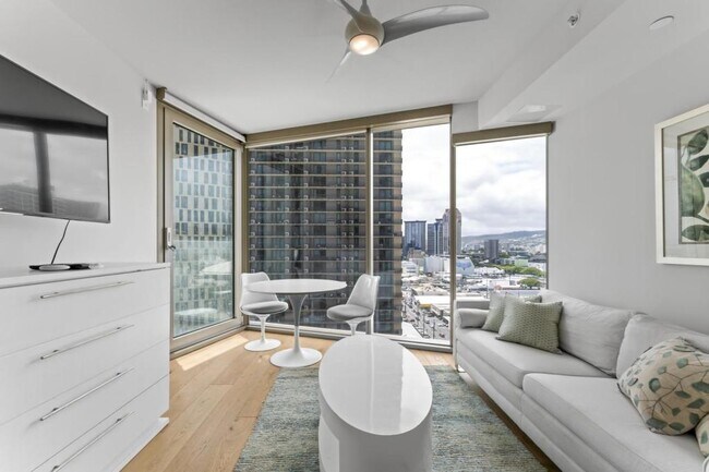 Photo - 1001 Queen St Unidad 1407