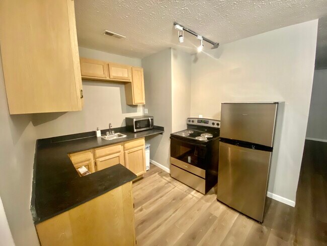 Photo - 9030 Reed Rd