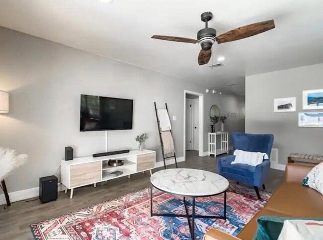 Photo - 4214 Baywoods Dr